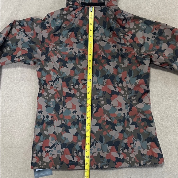 Eddie Baur Packable Camouflage Rainfoil Jacket, Small - Picture 12 of 13